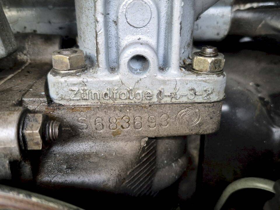 Bild 49/50 von Volkswagen T2b Kastenwagen (1976)
