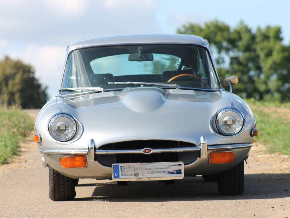 Bild 35/38 von Jaguar E-Type (2+2) (1968)
