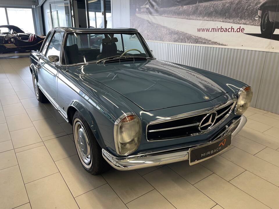 Imagen 4/17 de Mercedes-Benz 280 SL (1968)