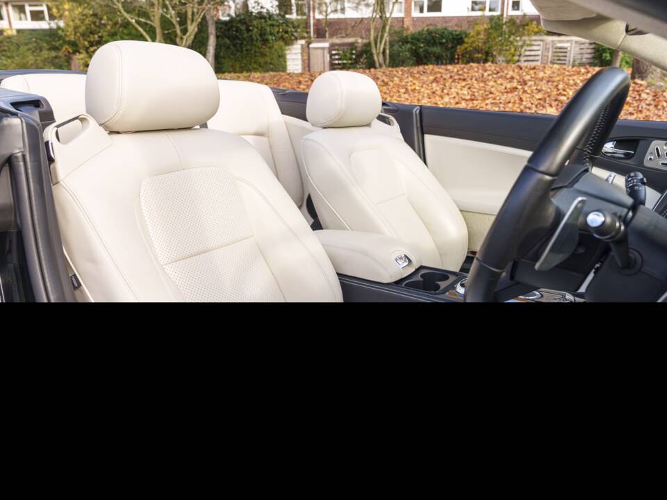 Image 23/30 de Jaguar XKR (2009)