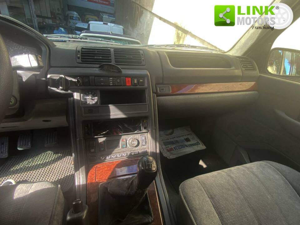 Imagen 20/37 de Land Rover Range Rover 2.5 DT (1997)