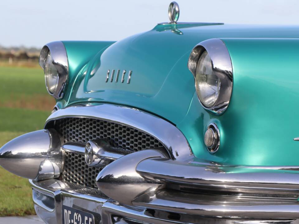 Image 6/50 of Buick 60 Century Riviera (1955)