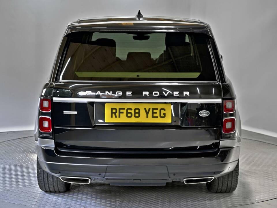 Bild 14/50 von Land Rover Range Rover Autobiography SDV8 (2018)