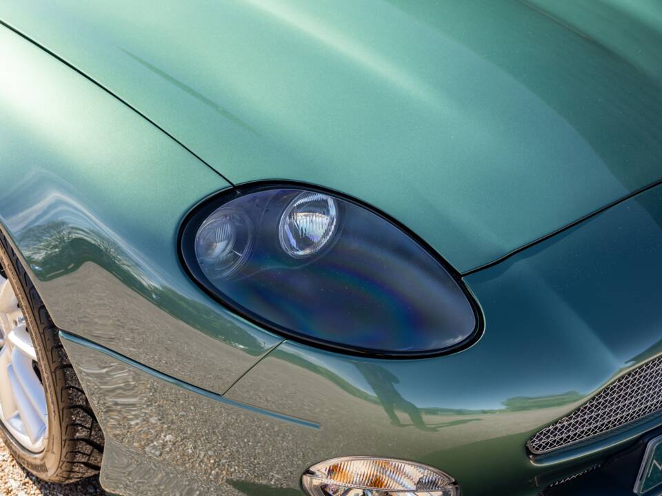 Bild 48/83 von Aston Martin DB 7 Vantage Volante (2001)