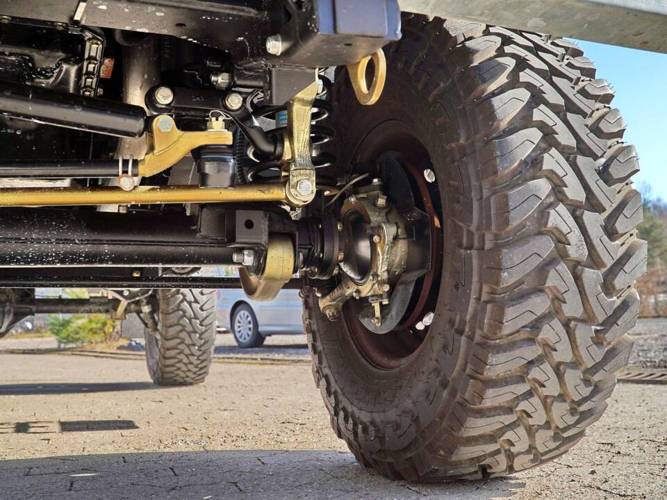 Imagen 30/33 de Land Rover Defender 110 (1994)