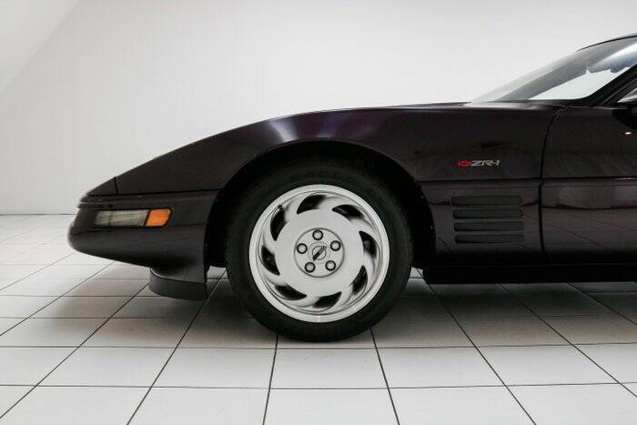 Image 3/6 of Chevrolet Corvette ZR1 (1992)