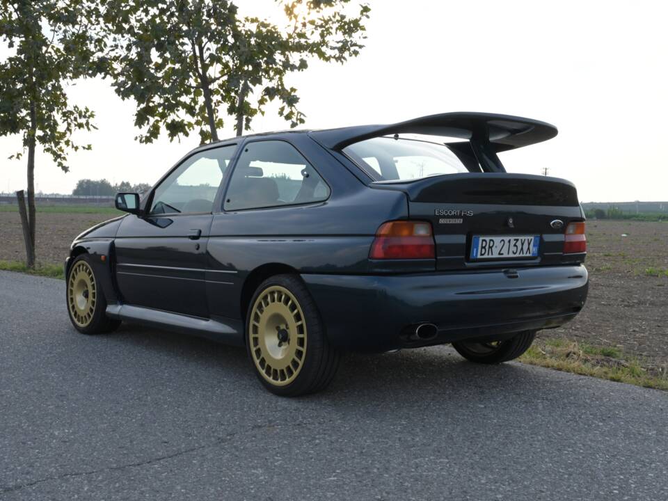 Bild 23/73 von Ford Escort RS Cosworth (1992)