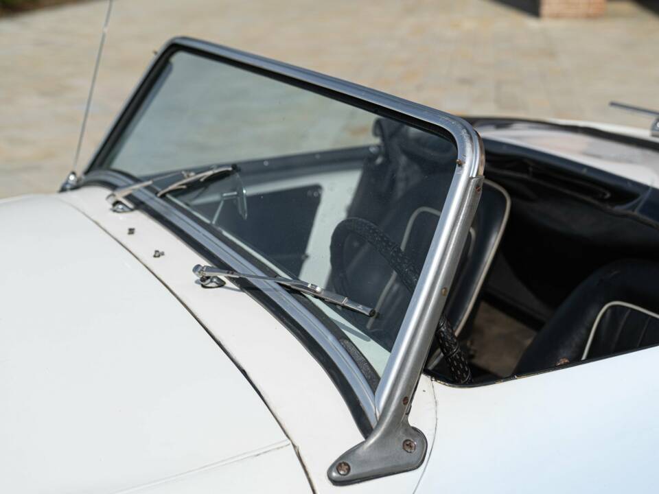 Image 11/50 of Austin-Healey Sprite Mk I (1958)