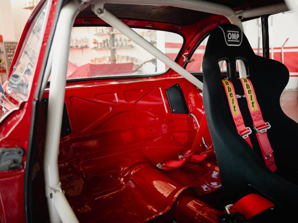 Imagen 53/81 de Alfa Romeo 1750 GT Veloce (1968)