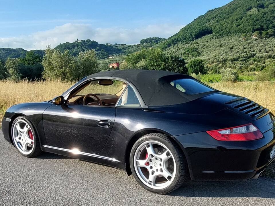 Bild 9/10 von Porsche 911 Carrera S (2006)