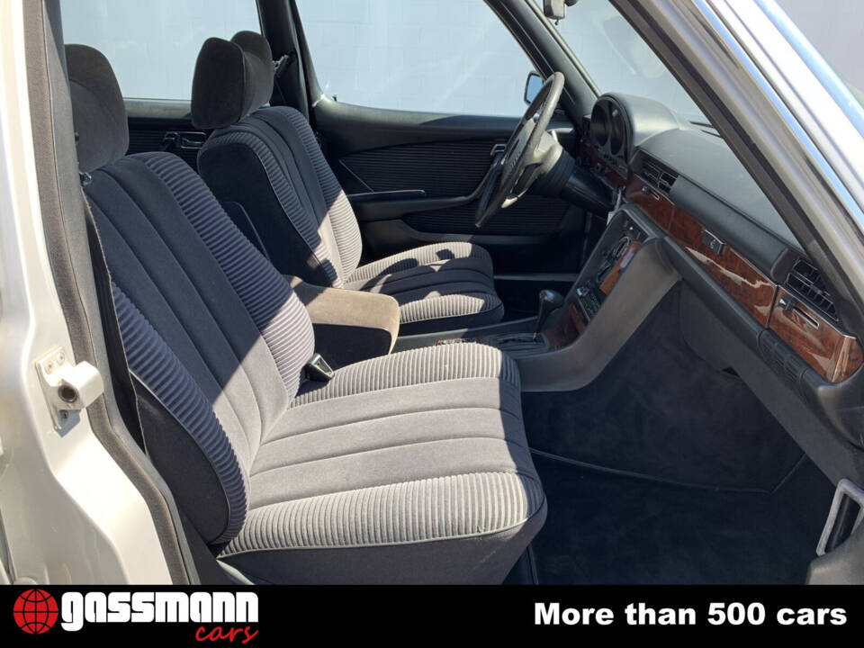Bild 14/15 von Mercedes-Benz 450 SEL 6,9 (1976)