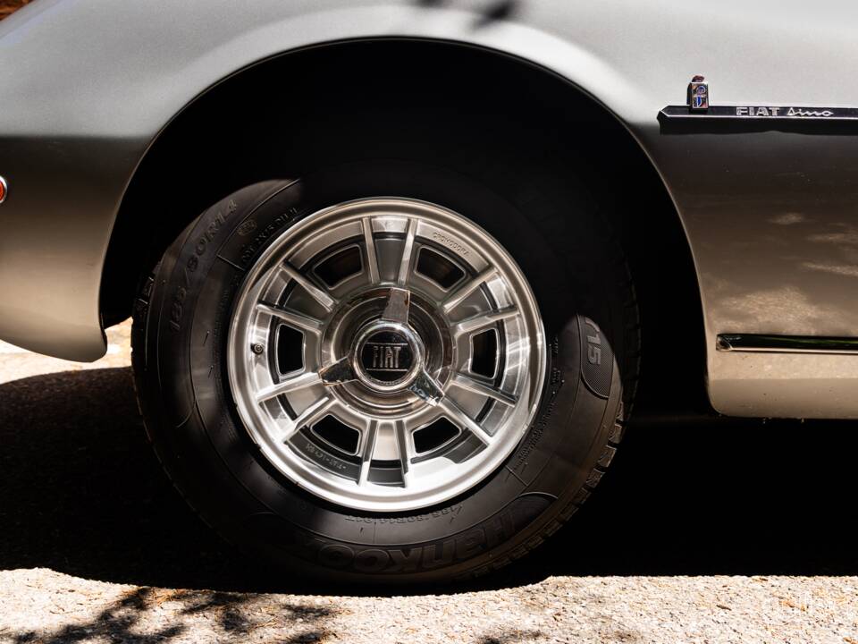Image 50/67 de FIAT Dino Spider (1968)