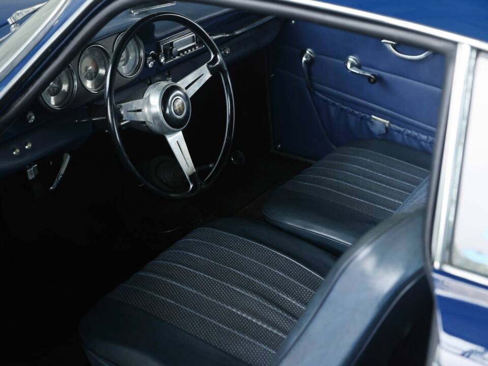 Image 17/50 de Alfa Romeo Giulia 1600 Sprint (1962)