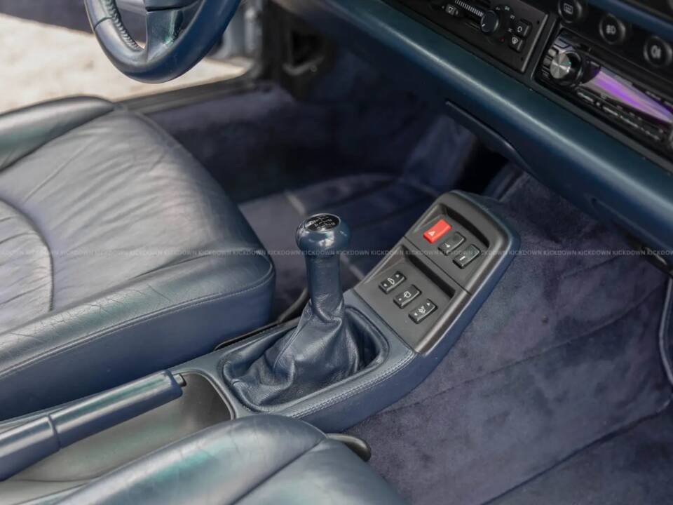 Afbeelding 4/6 van Porsche 911 Carrera (1995)
