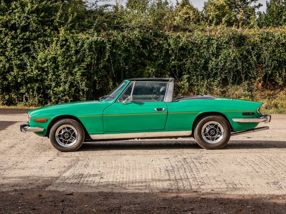 Image 2/38 of Triumph Stag (1977)