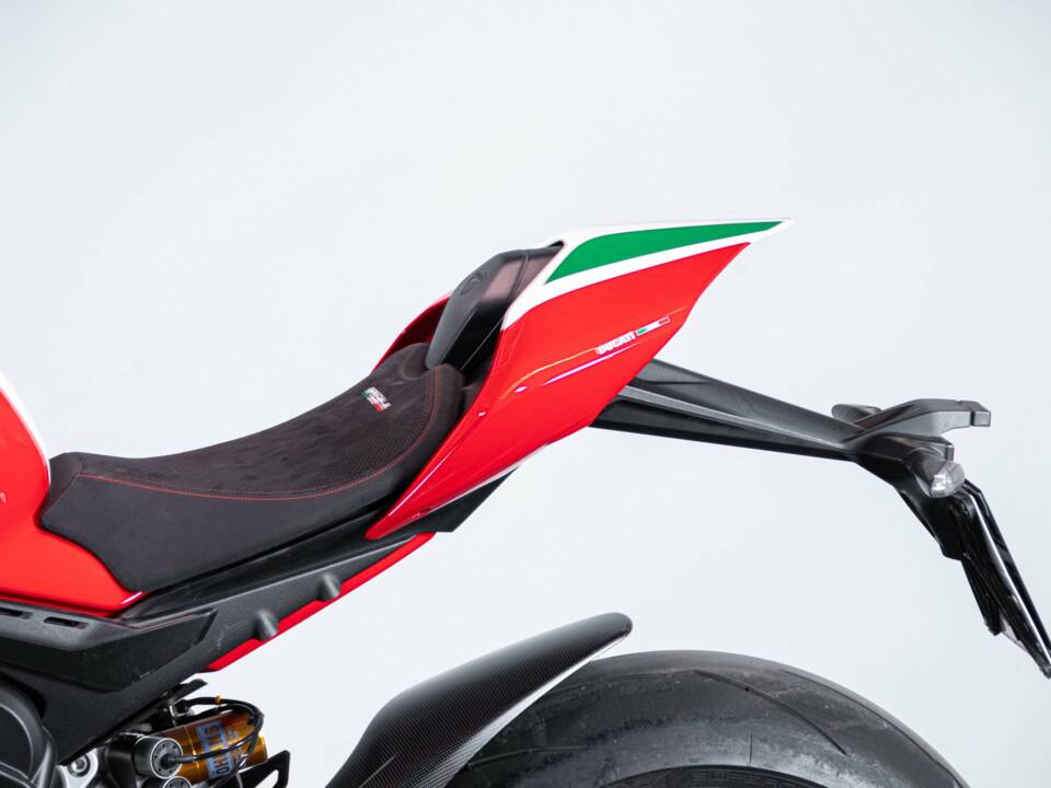Image 17/50 of Ducati DUMMY (2018)
