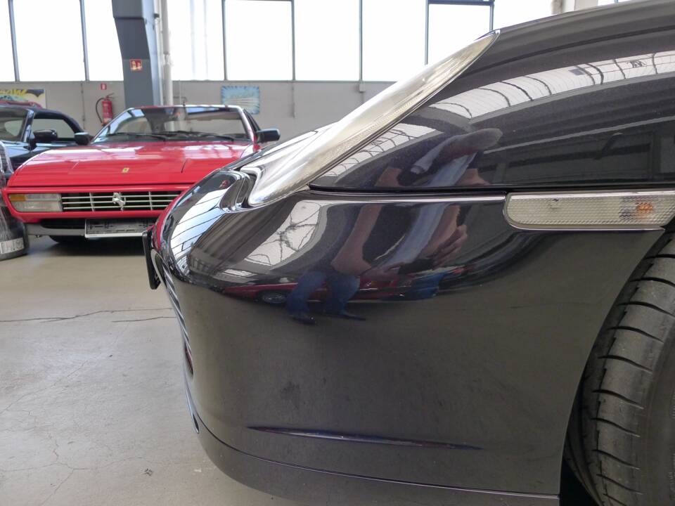 Image 22/41 of Porsche 911 Carrera 4S (2004)