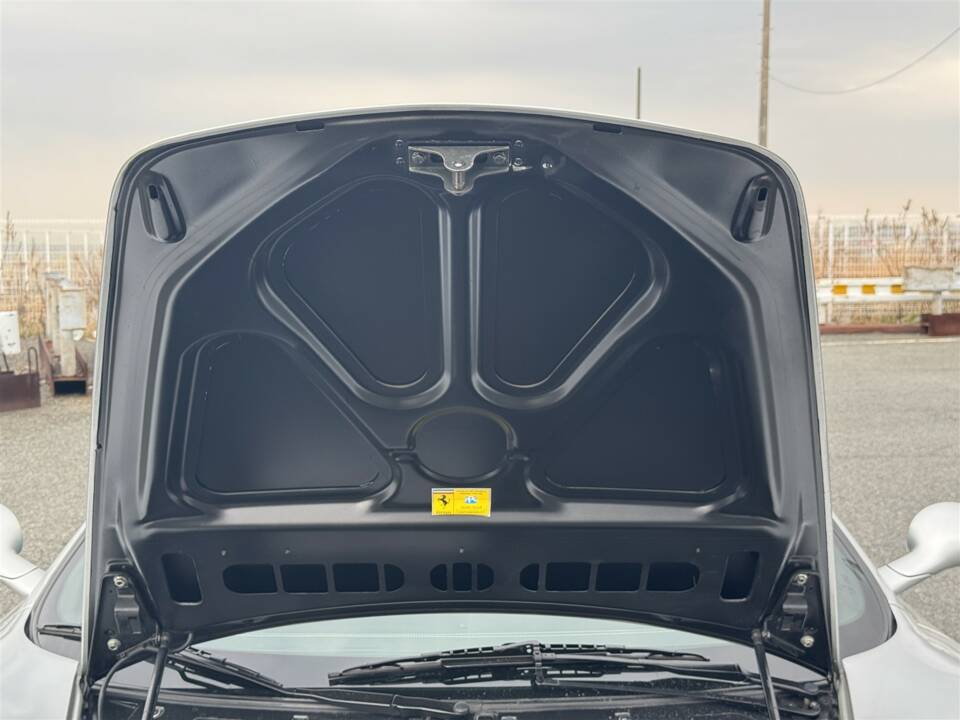 Immagine 32/44 di Ferrari 360 Spider (2004)