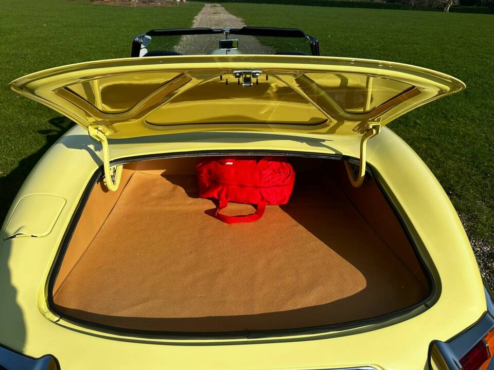 Afbeelding 61/100 van Jaguar E-Type (1968)