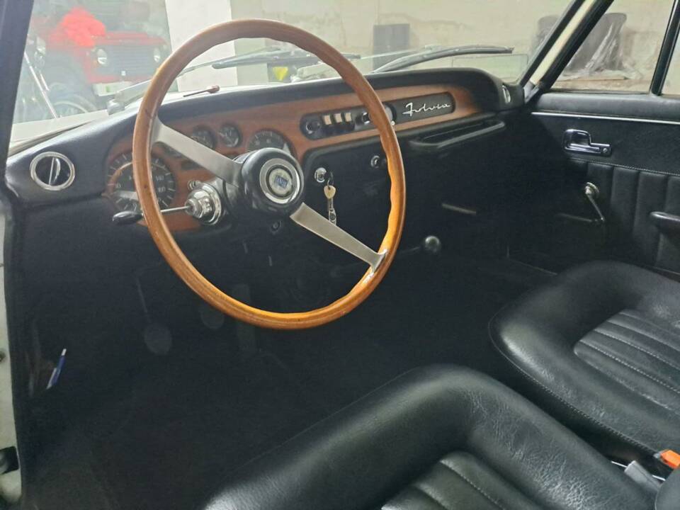 Image 23/31 of Lancia Fulvia Coupe (1966)