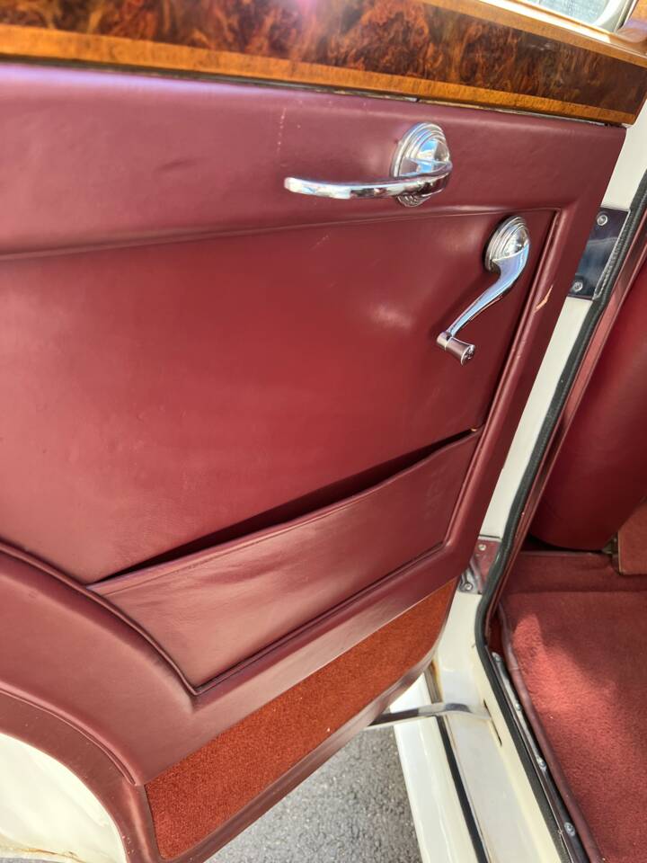 Bild 15/18 von Bentley Mark VI (1950)