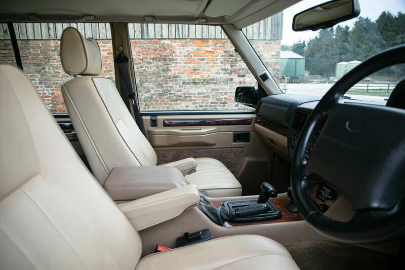 Image 24/44 of Land Rover Range Rover Classic Vogue SE (1996)