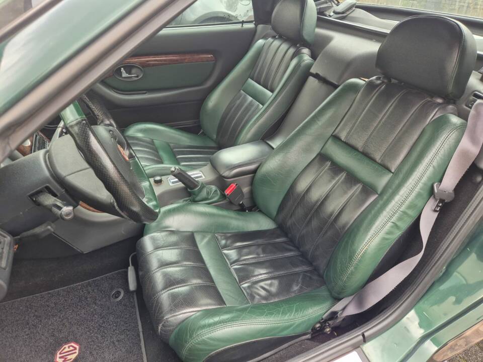 Imagen 10/24 de MG F 1.8i (2001)