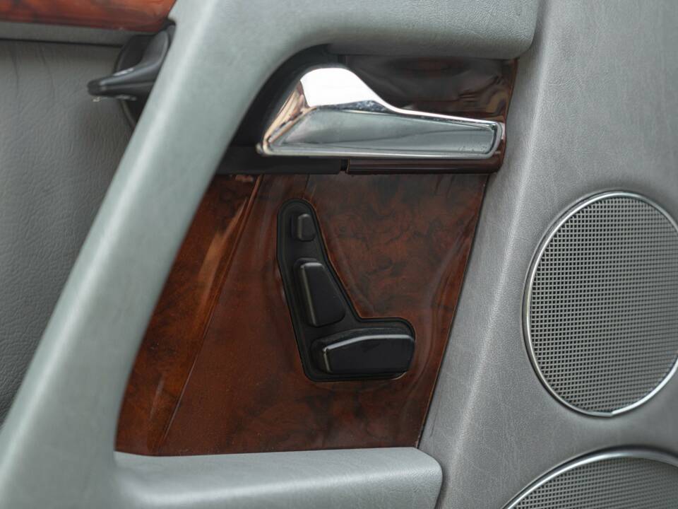 Image 28/50 de Mercedes-Benz SL 320 (1995)