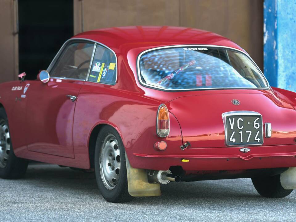 Image 10/50 of Alfa Romeo Giulietta Sprint (1961)