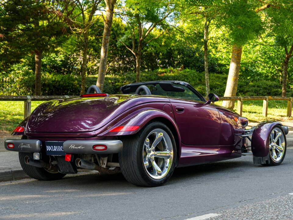 Image 3/29 of Plymouth Prowler (1999)