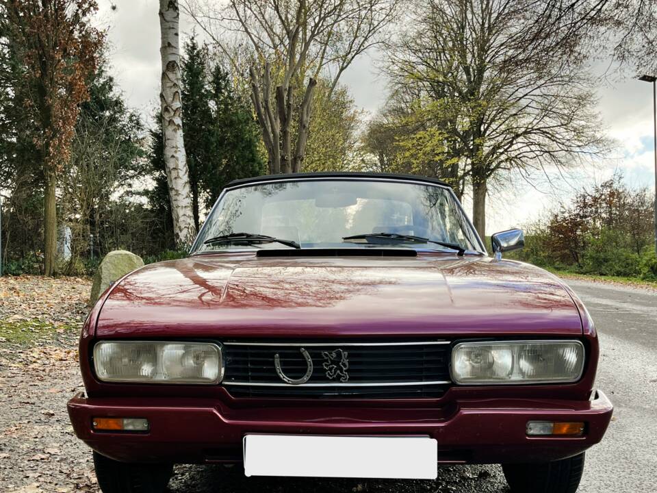 Image 12/35 of Peugeot 504 Convertible (1980)