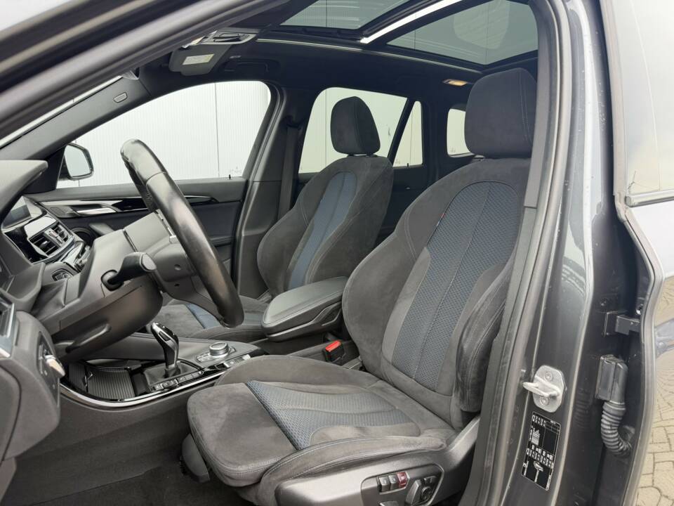Obraz 13/39 pojazdu BMW X1 sDrive18i (2018)