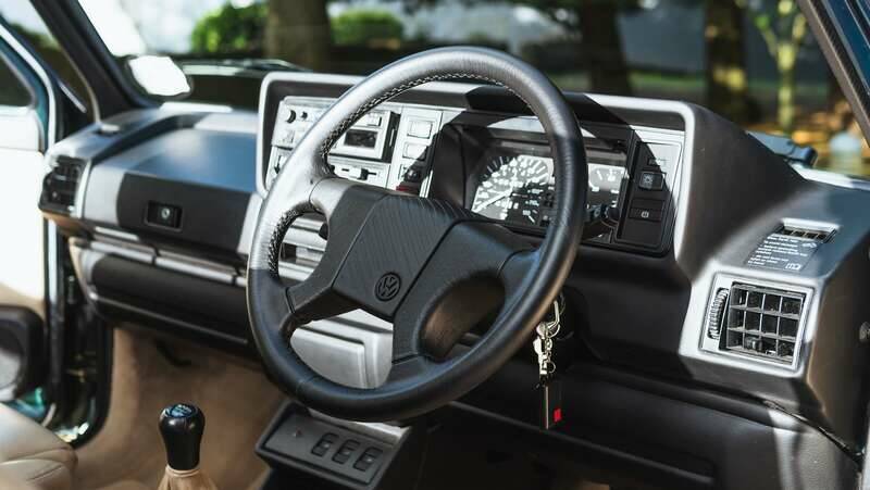 Image 21/50 of Volkswagen Golf Mk I GTI 1.8 (1991)