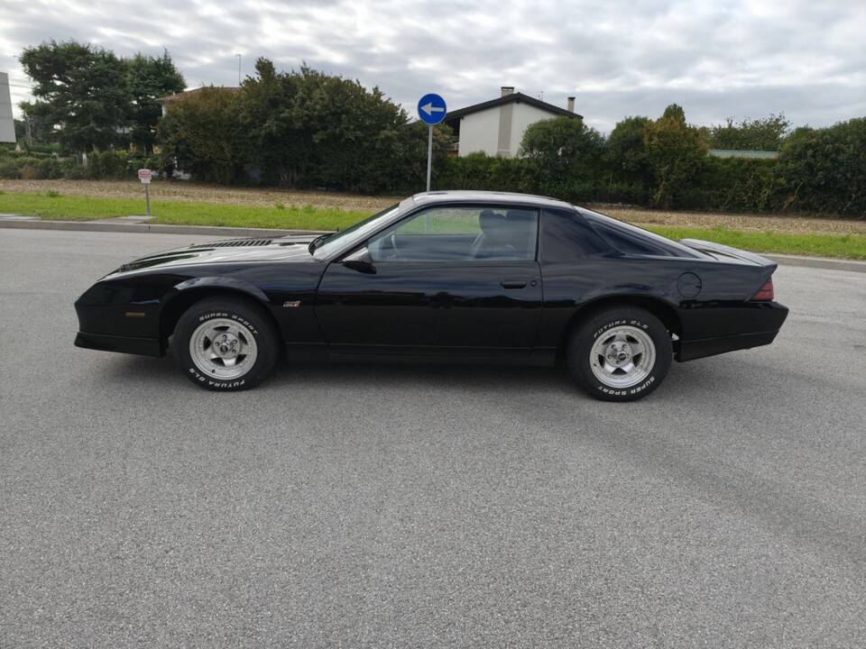 Bild 5/8 von Chevrolet Camaro Z28 (1985)