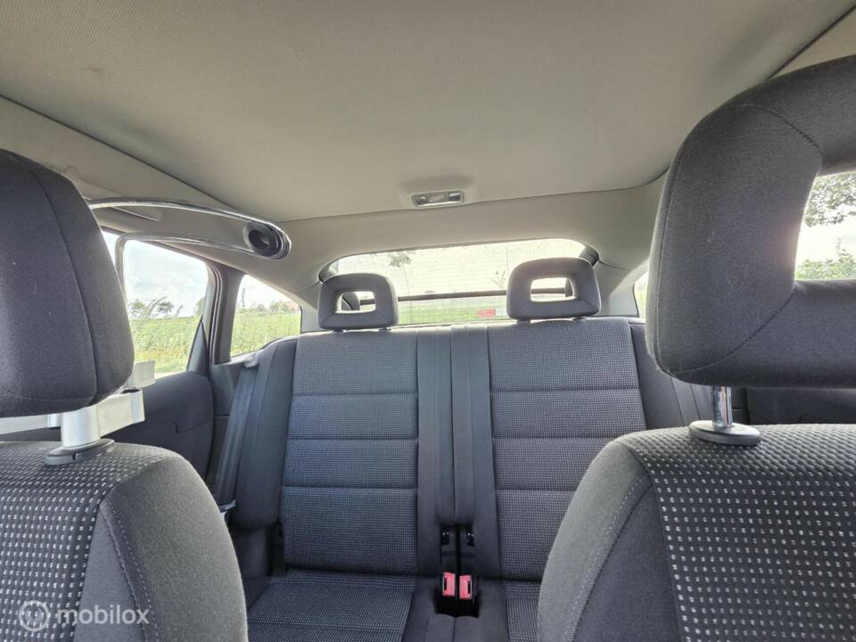 Bild 17/25 von Audi A2 1.4 (2004)