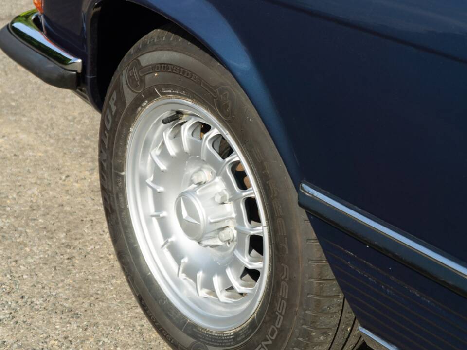 Image 31/50 of Mercedes-Benz 450 SLC (1979)