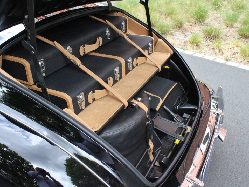 Bild 15/22 von Mercedes-Benz 220 Cabriolet A (1953)