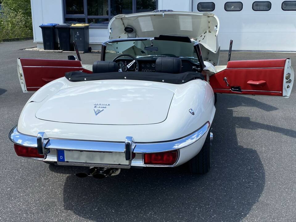 Bild 3/28 von Jaguar E-Type V12 (1973)