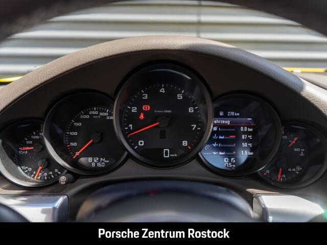 Image 13/29 de Porsche 911 Carrera (2017)