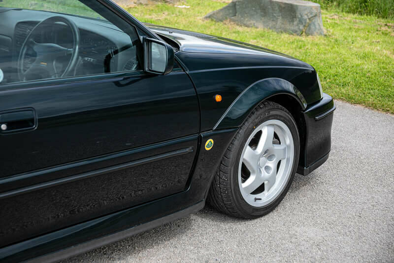 Bild 16/50 von Vauxhall Lotus Carlton 3.6 (1993)