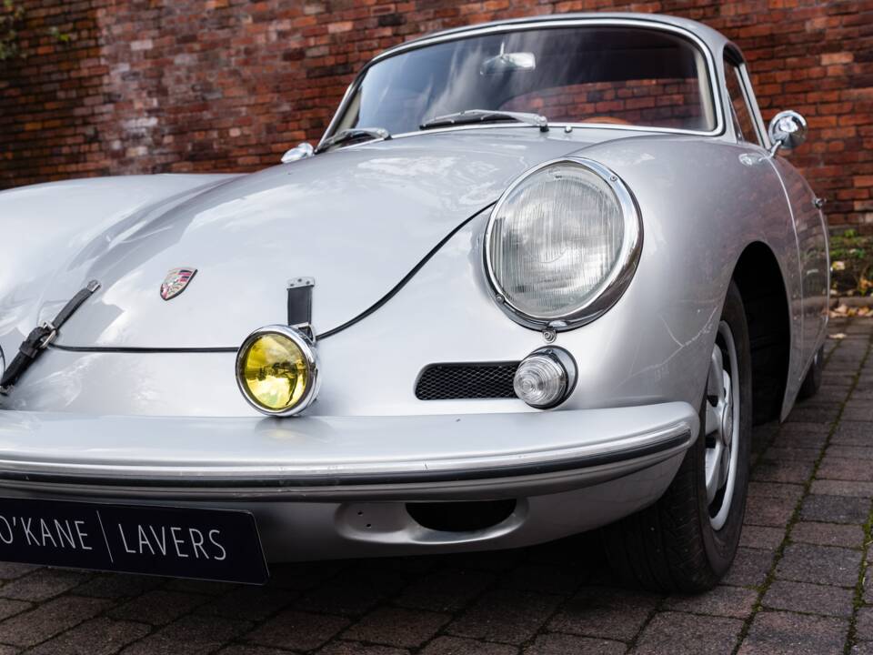 Image 14/48 of Porsche 356 C 1600 (1964)