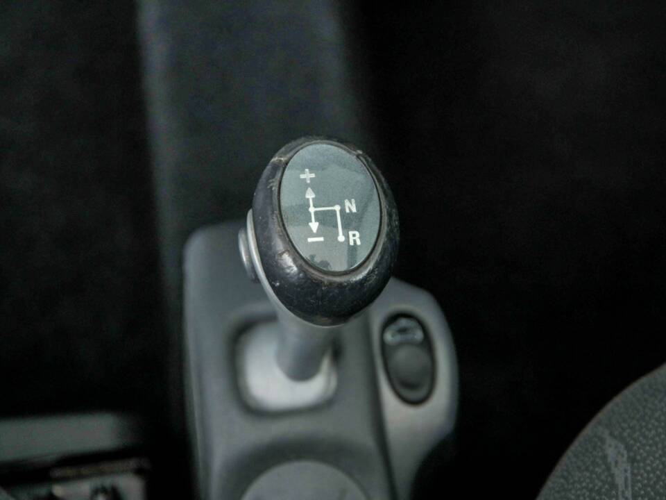 Image 24/37 of Smart Fortwo (2005)