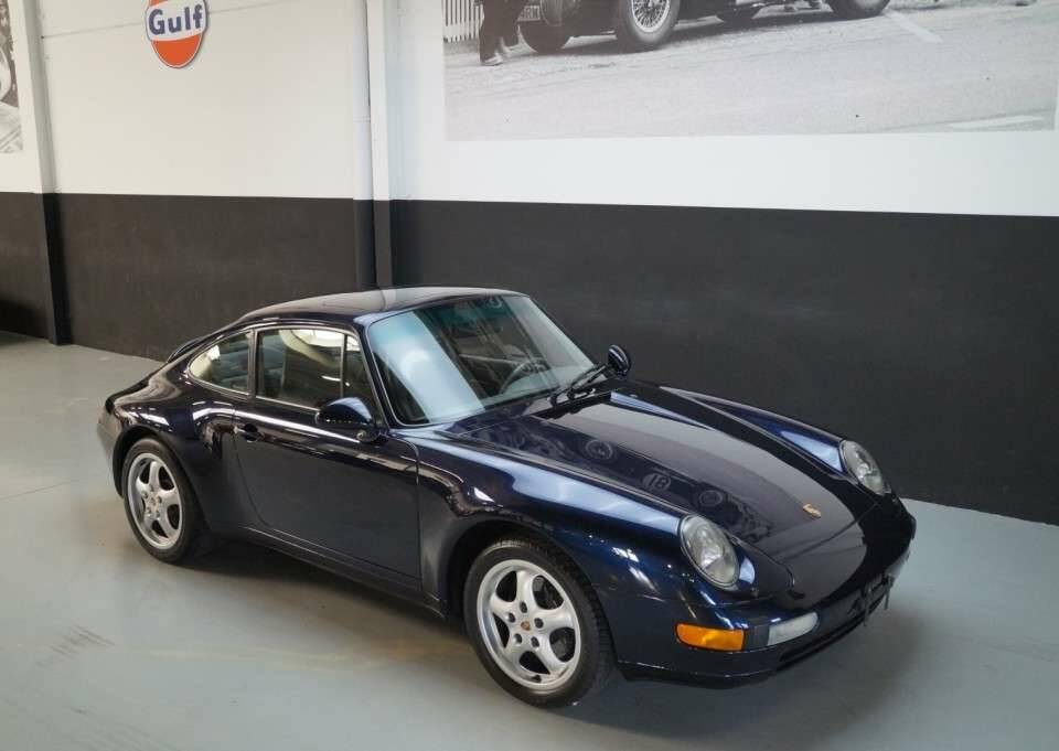 Image 24/50 of Porsche 911 Carrera (1995)