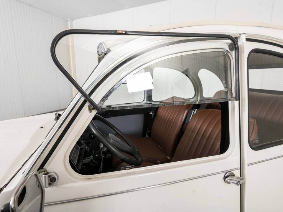 Bild 20/60 von Citroën 2 CV 6 Club (1989)