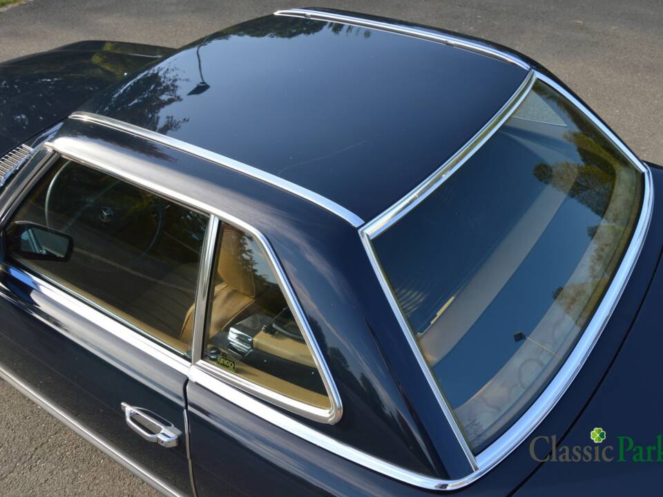 Image 32/50 de Mercedes-Benz 380 SL (1982)