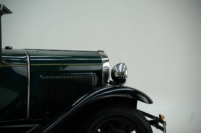Image 11/15 of Ford Model A Tudor Sedan (1930)