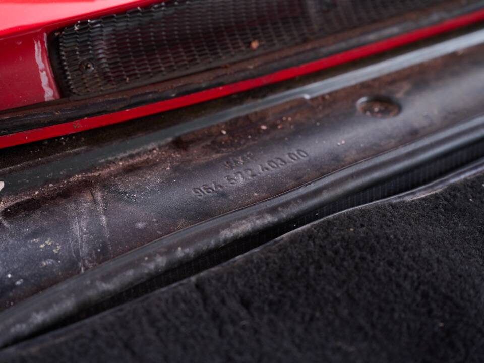 Afbeelding 21/50 van Porsche 911 Carrera 4 (1992)