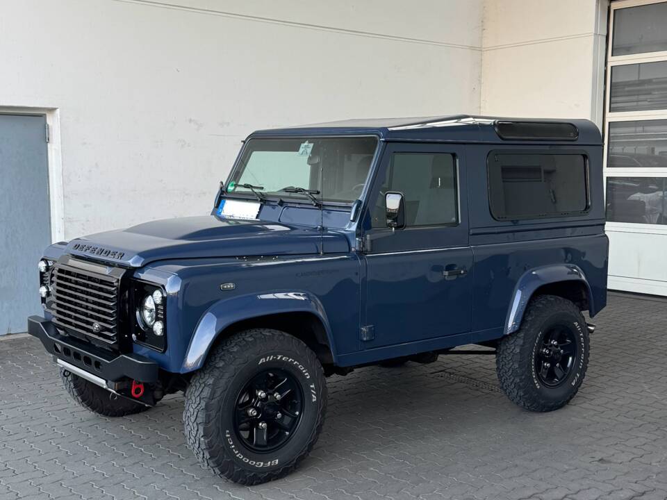 Bild 2/21 von Land Rover Defender 90 (2008)