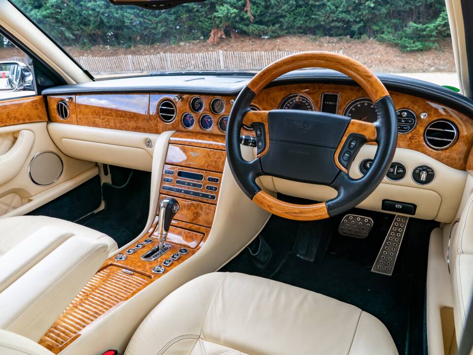Imagen 25/41 de Bentley Arnage T (2005)