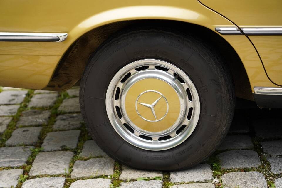 Image 12/19 of Mercedes-Benz 350 SE (1977)